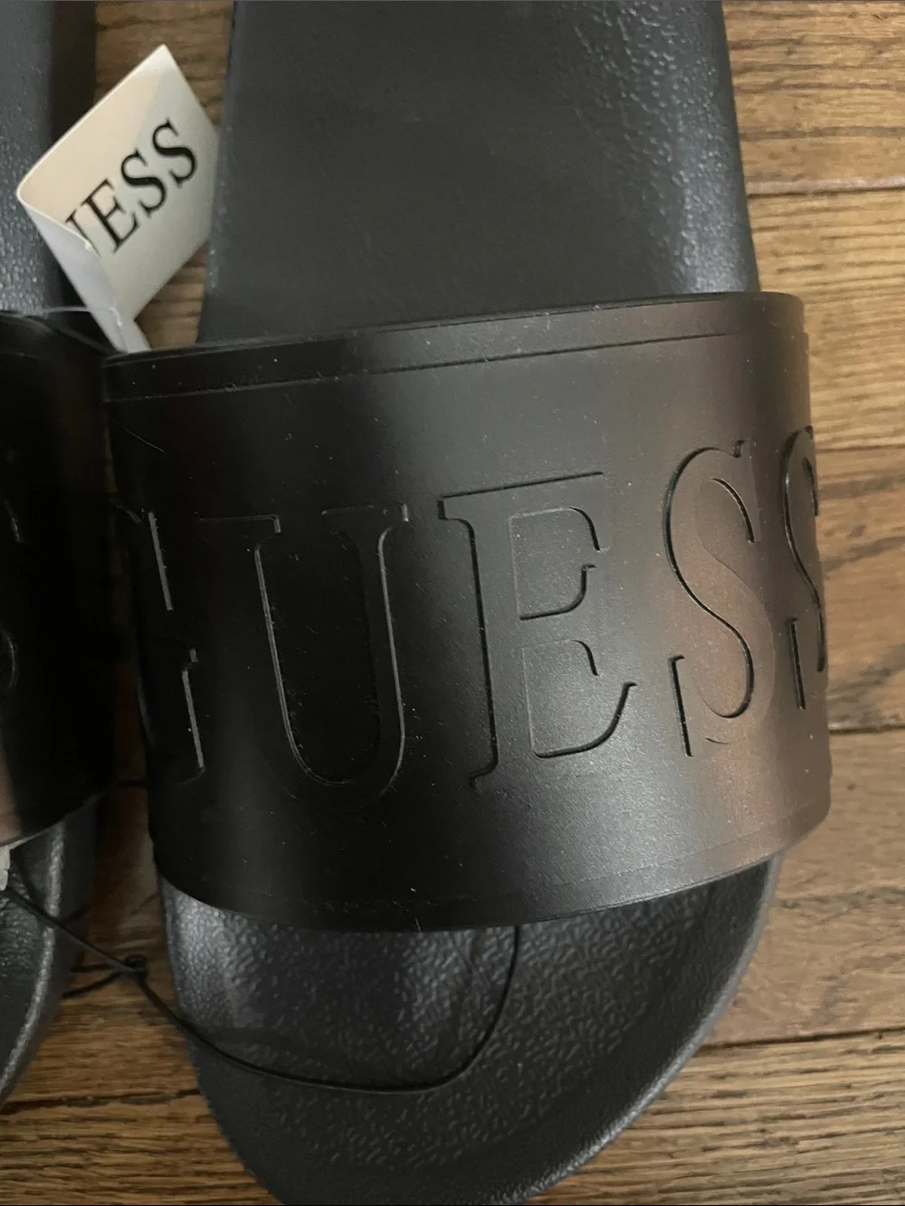 Guess or men